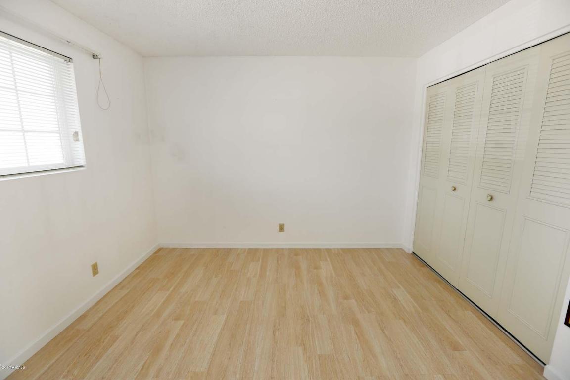 1027 E Marigold Ln, Tempe, AZ 85288 photo 8