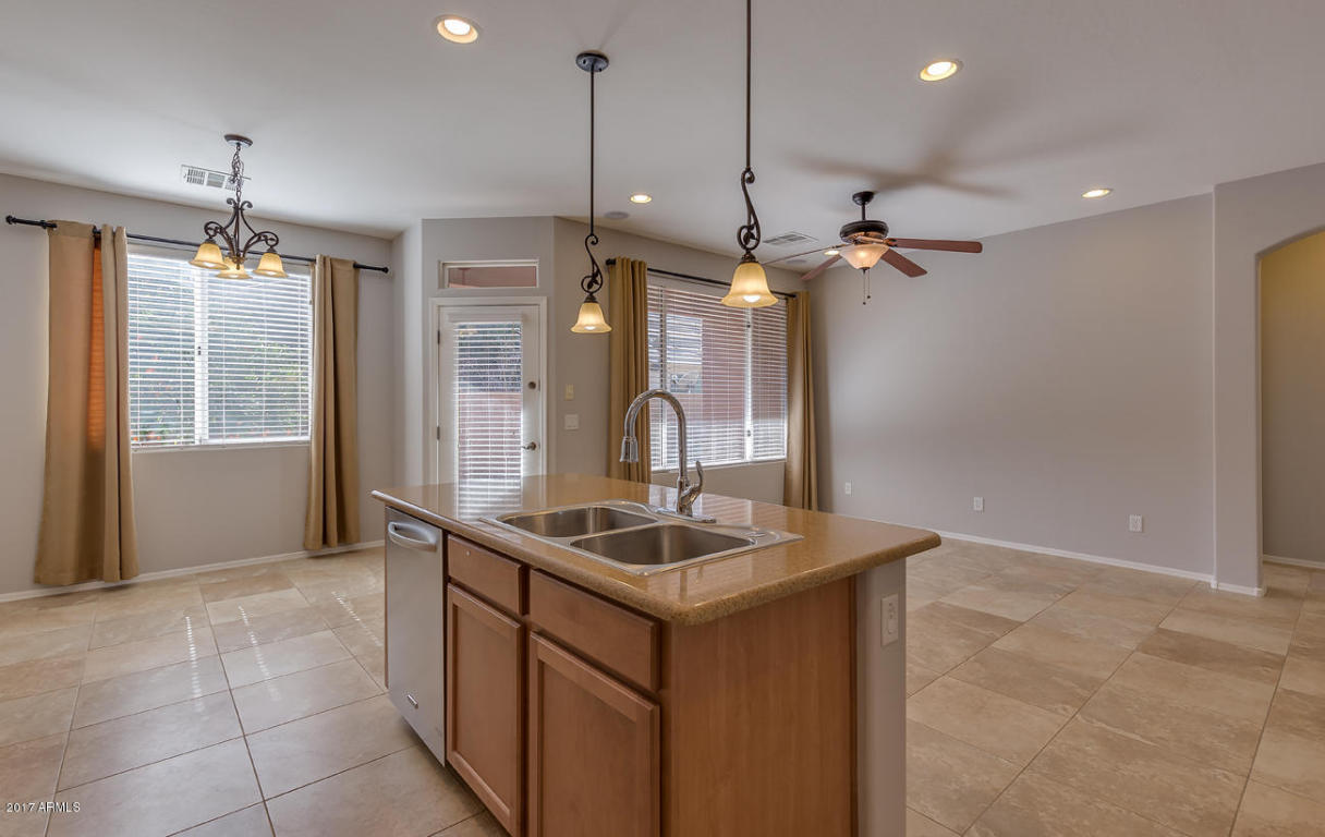 3353 E Sierra Madre Ave, Gilbert, AZ 85296 photo 3