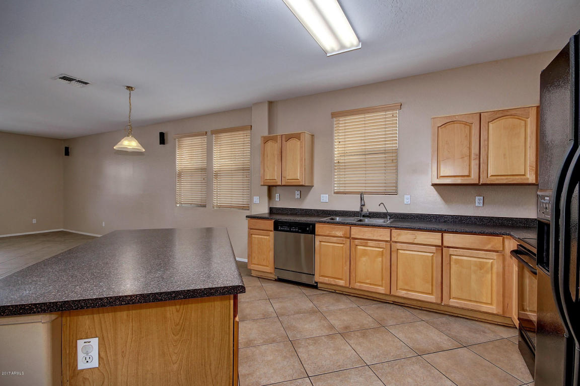 1832 E Daley Ln, Phoenix, AZ 85024 photo 10