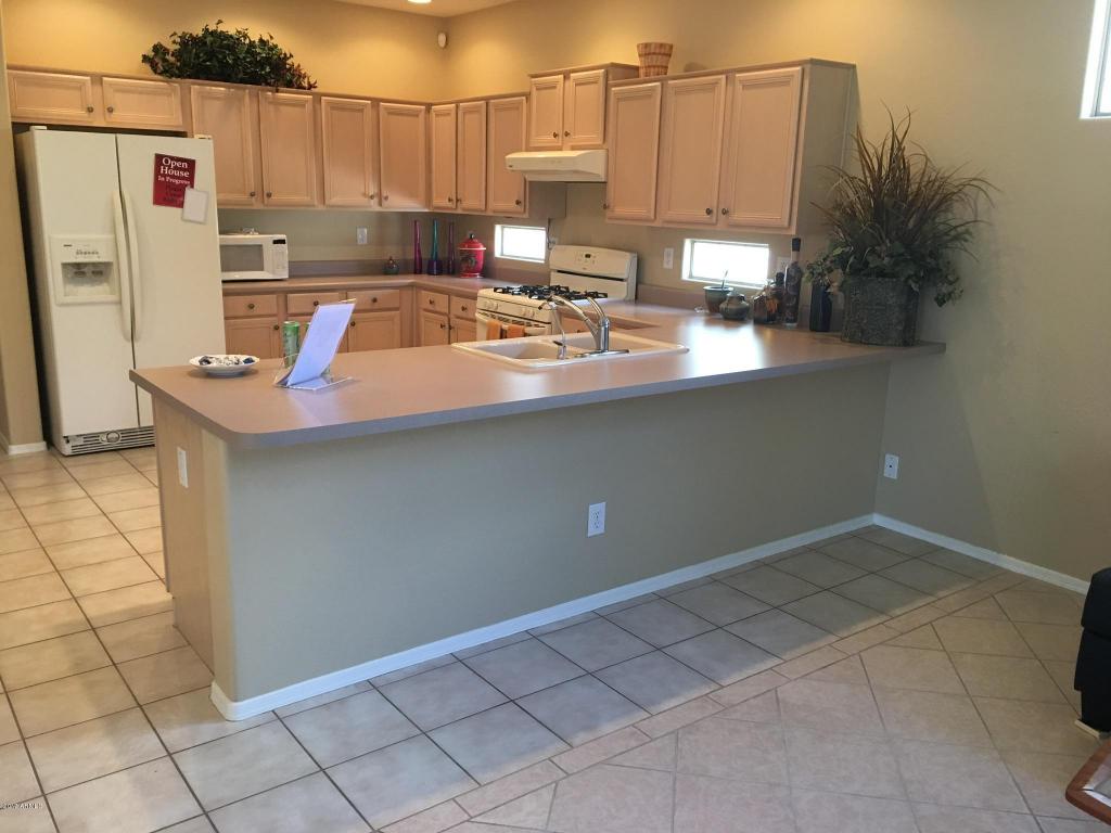 855 S 132nd St, Gilbert, AZ 85233 photo 3