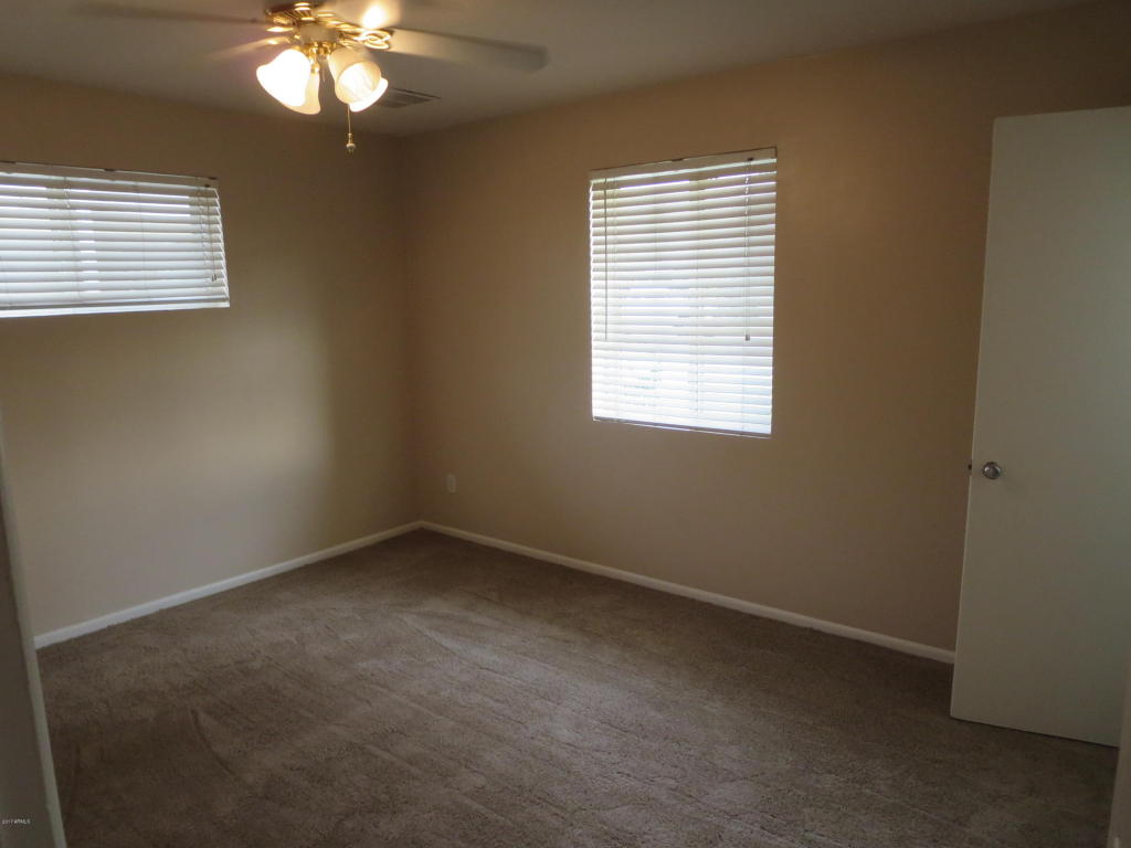 1002 E Keim Dr, Phoenix, AZ 85014 photo 5