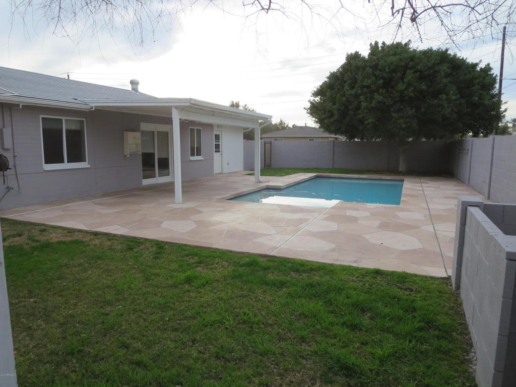1002 E Keim Dr, Phoenix, AZ 85014 photo 10