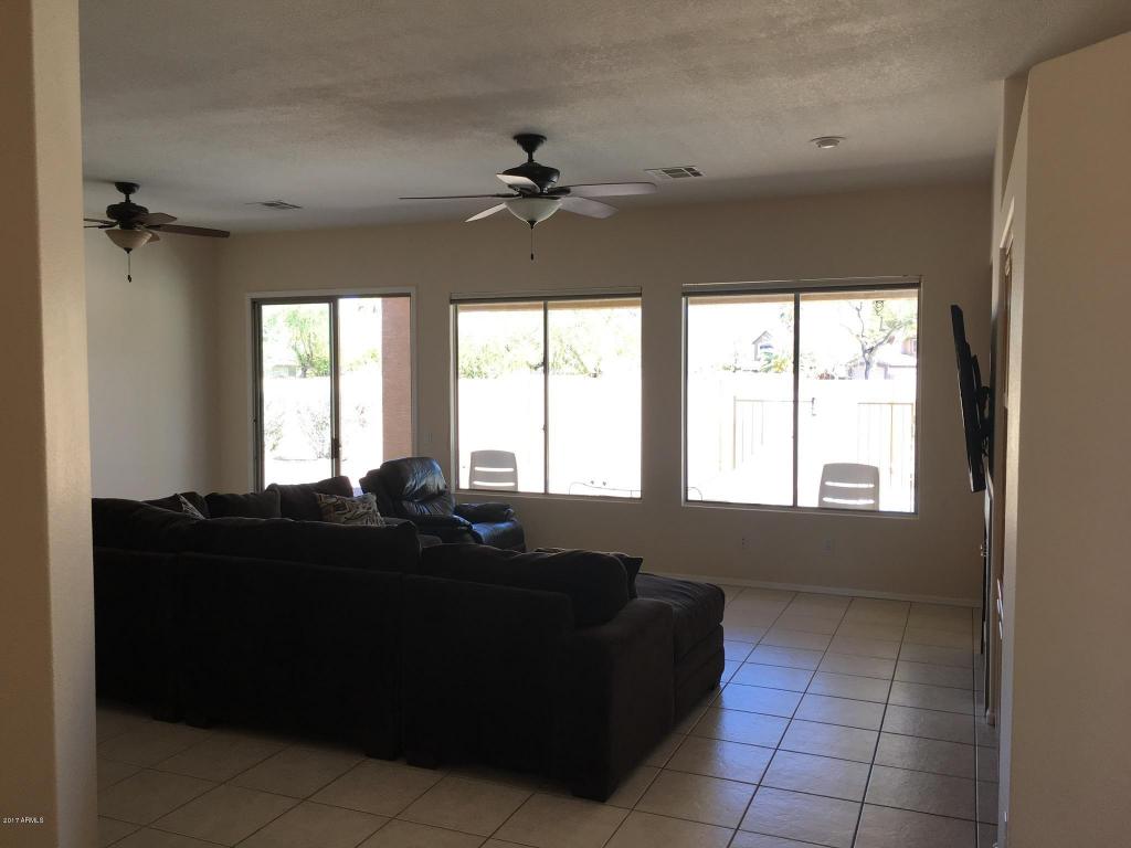 542 E Sheffield Ave, Gilbert, AZ 85296 photo 4