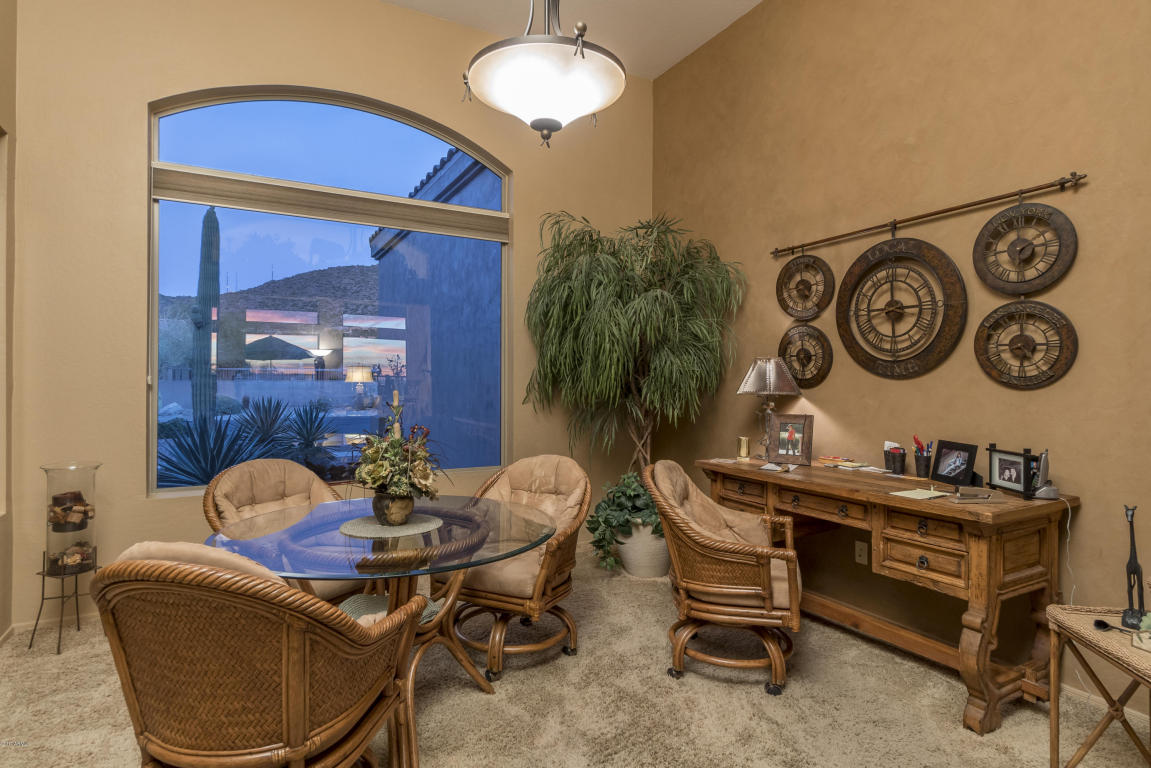 8217 E Sienna St, Mesa, AZ 85207 photo 64