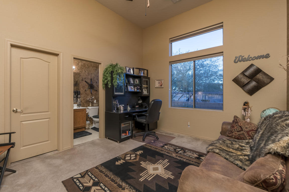 8217 E Sienna St, Mesa, AZ 85207 photo 12