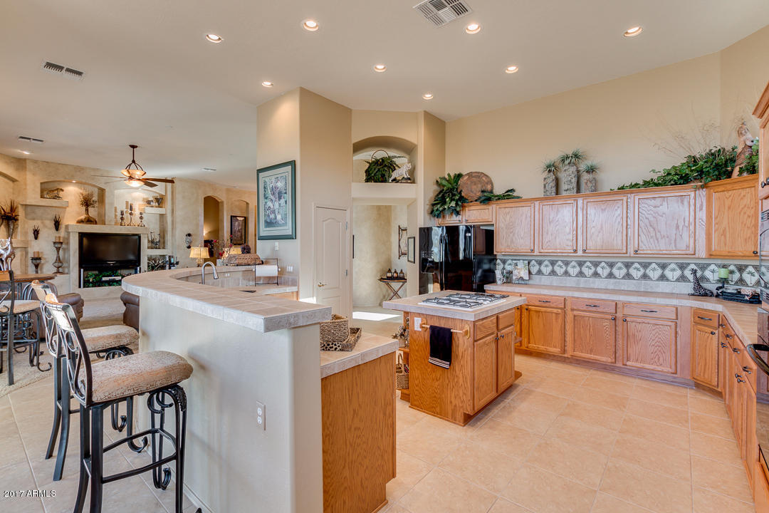 8217 E Sienna St, Mesa, AZ 85207 photo 36