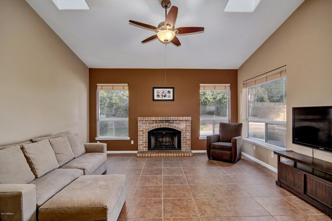 4582 E Chuckwalla Cyn, Phoenix, AZ 85044 photo 13