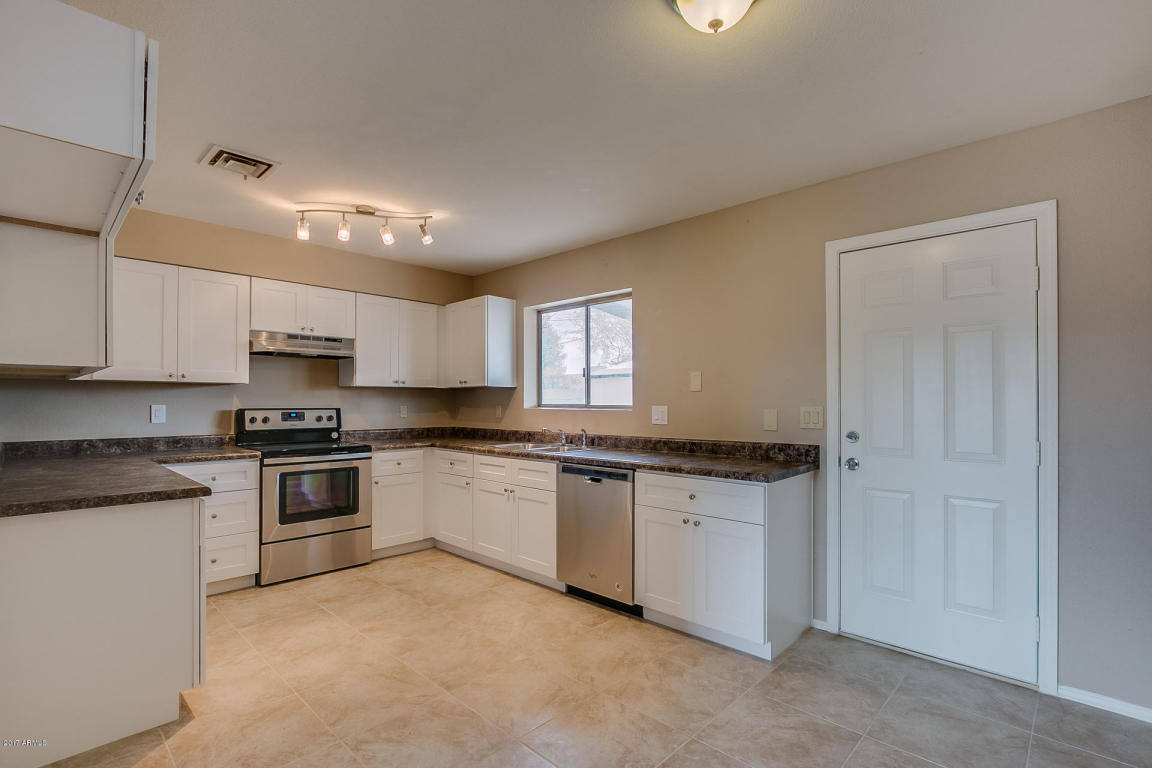 11334 Elton Ave, Mesa, AZ 85208 photo 4