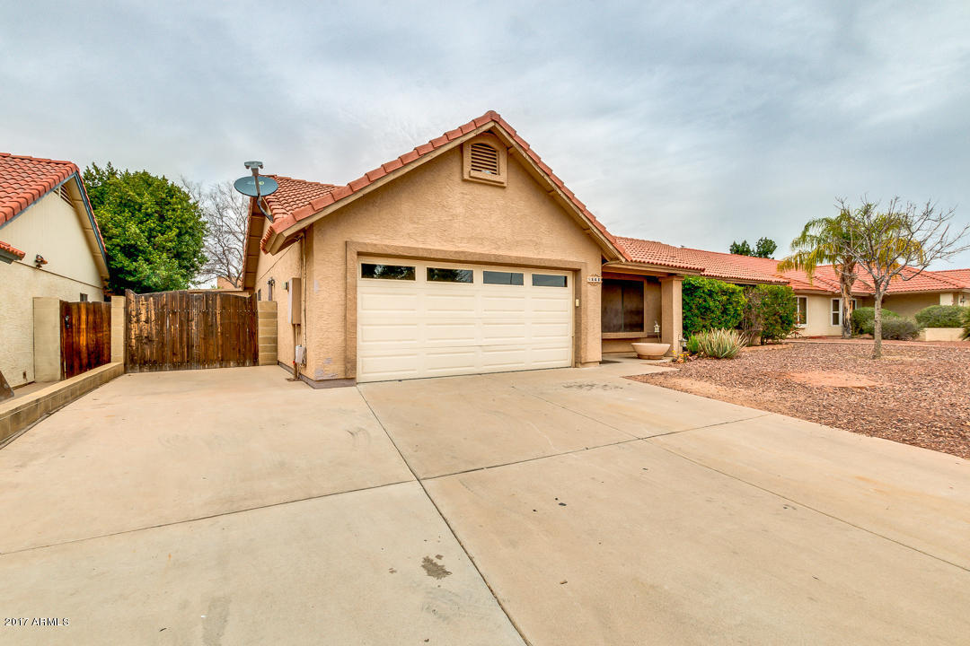 5808 Enrose St, Mesa, AZ 85205 photo 3