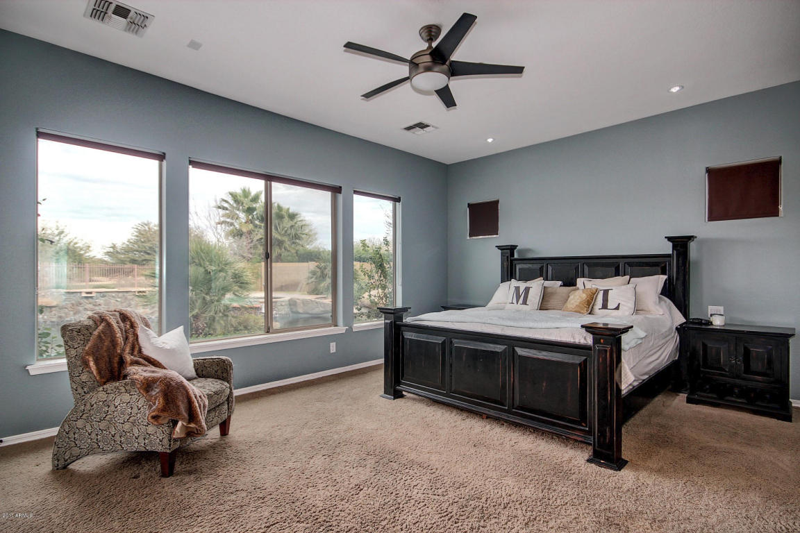 3488 E Virgil Dr, Gilbert, AZ 85298 photo 1