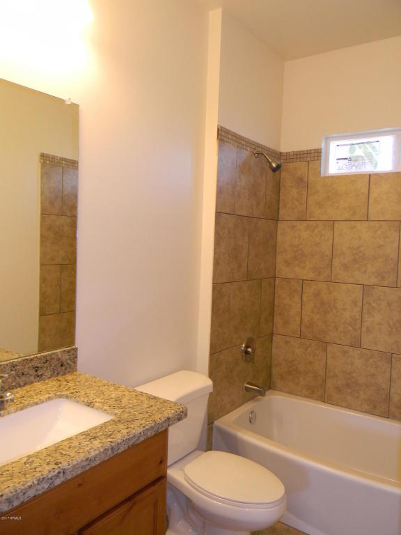 2816 E Mobile Ln, Phoenix, AZ 85040 photo 16