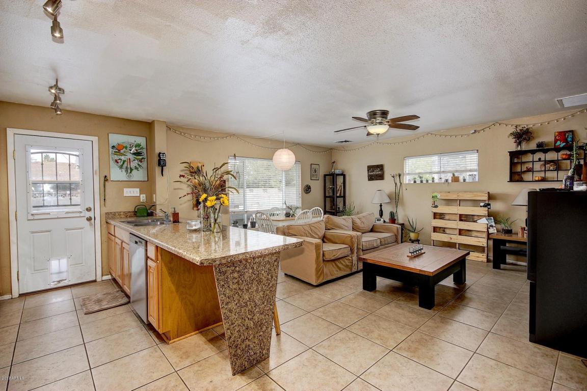 1020 E Concorda Dr, Tempe, AZ 85282 photo 2
