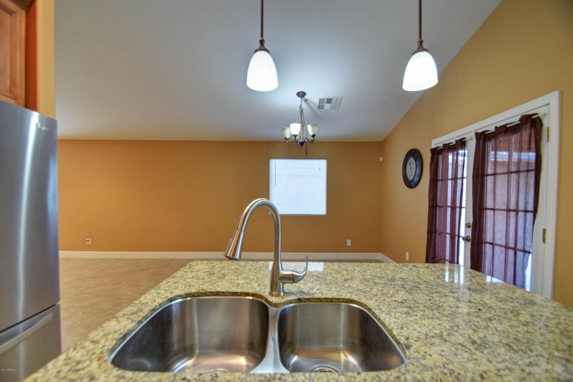 1728 Encinas Ln, Phoenix, AZ 85040 photo 18