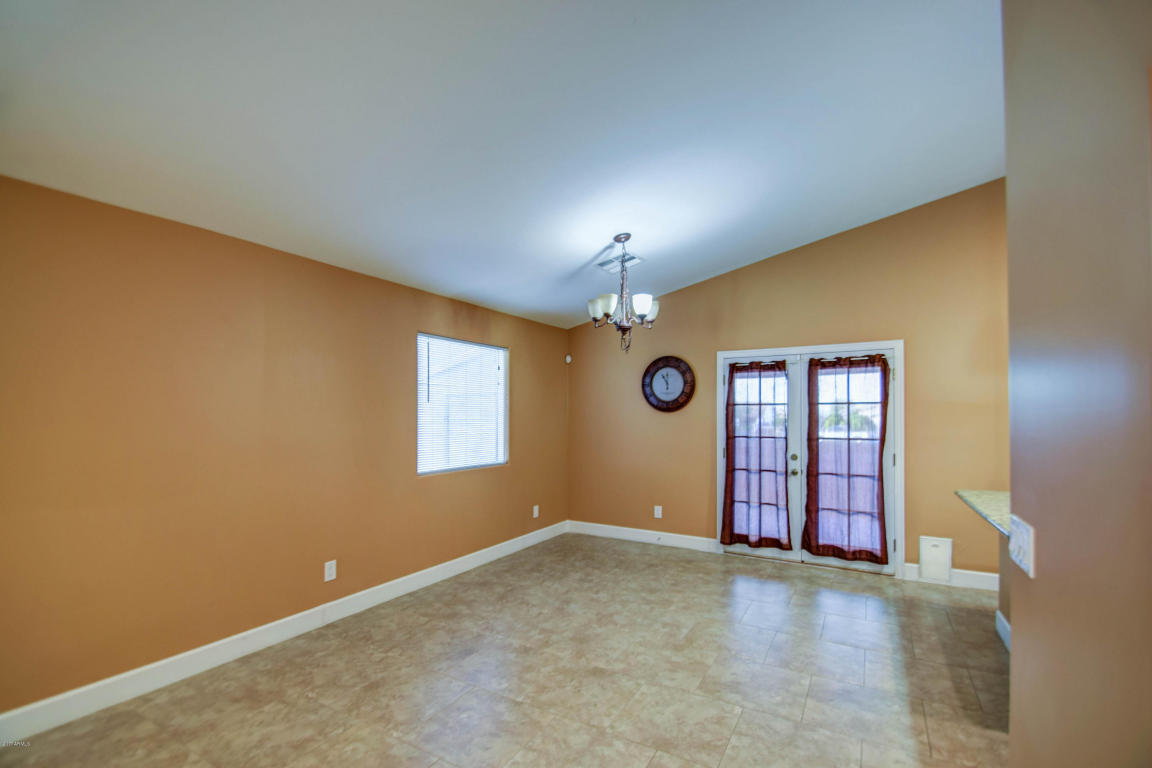 1728 Encinas Ln, Phoenix, AZ 85040 photo 8