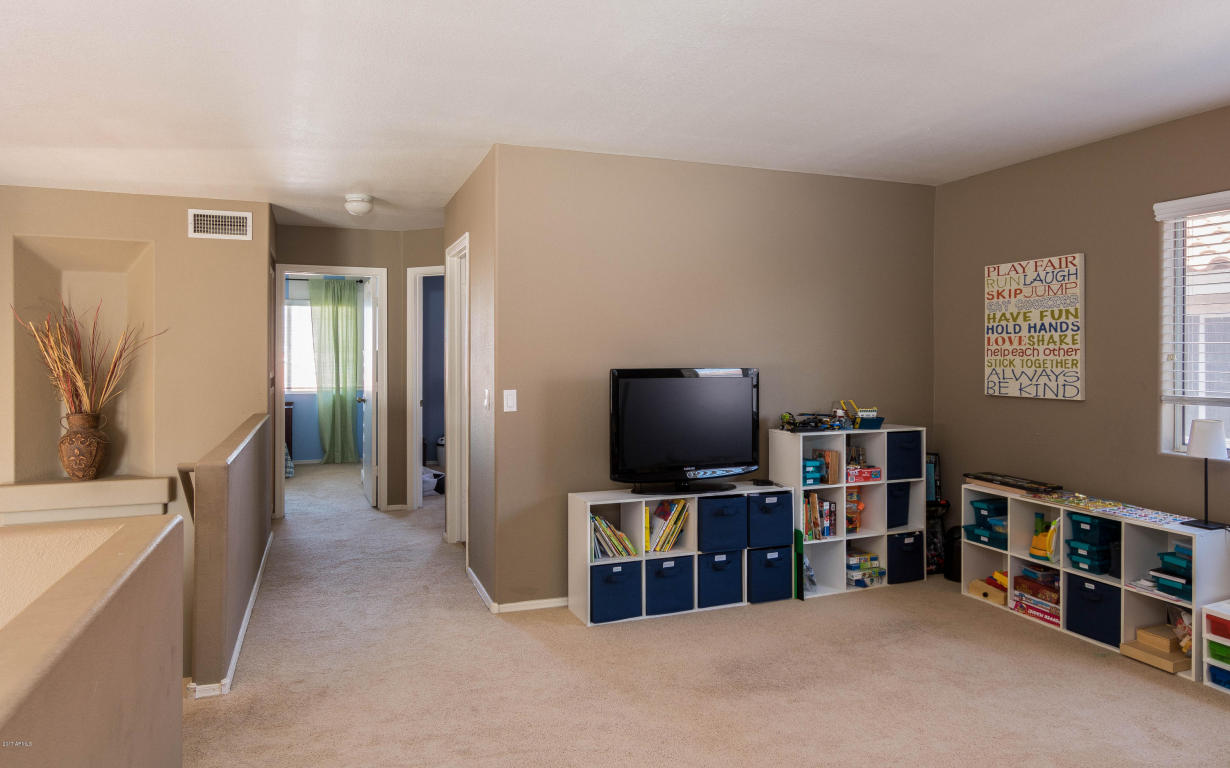 3211 E Laurel Ln, Phoenix, AZ 85028 photo 13