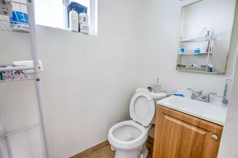 715 E Mobile Ln, Phoenix, AZ 85040 photo 11
