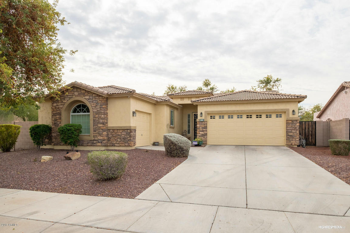 2021 W Carter Rd, Phoenix, AZ 85041 photo 1