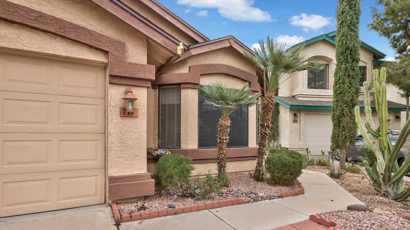 717 E Rosemonte Dr, Phoenix, AZ 85024 photo 4