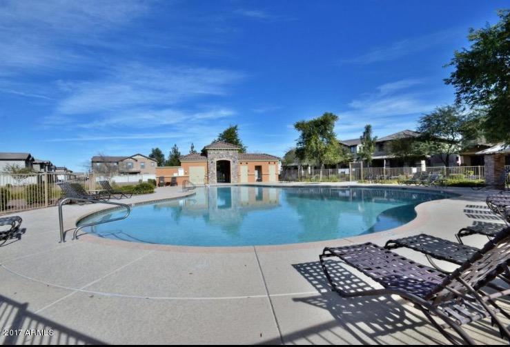 1064 S Olympic Dr, Gilbert, AZ 85296 photo 3
