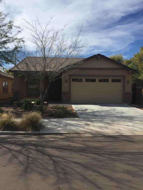 1064 S Olympic Dr, Gilbert, AZ 85296 photo 1