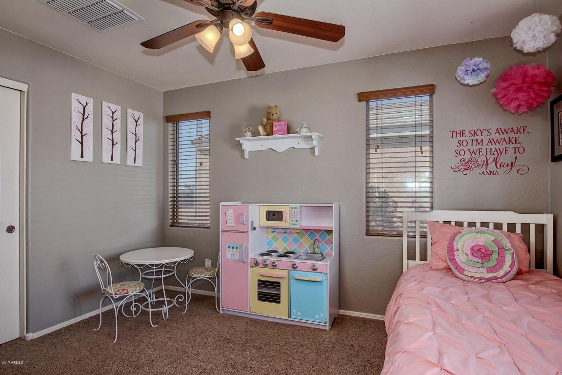 2256 S Buckaroo Trl, Gilbert, AZ 85295 photo 18
