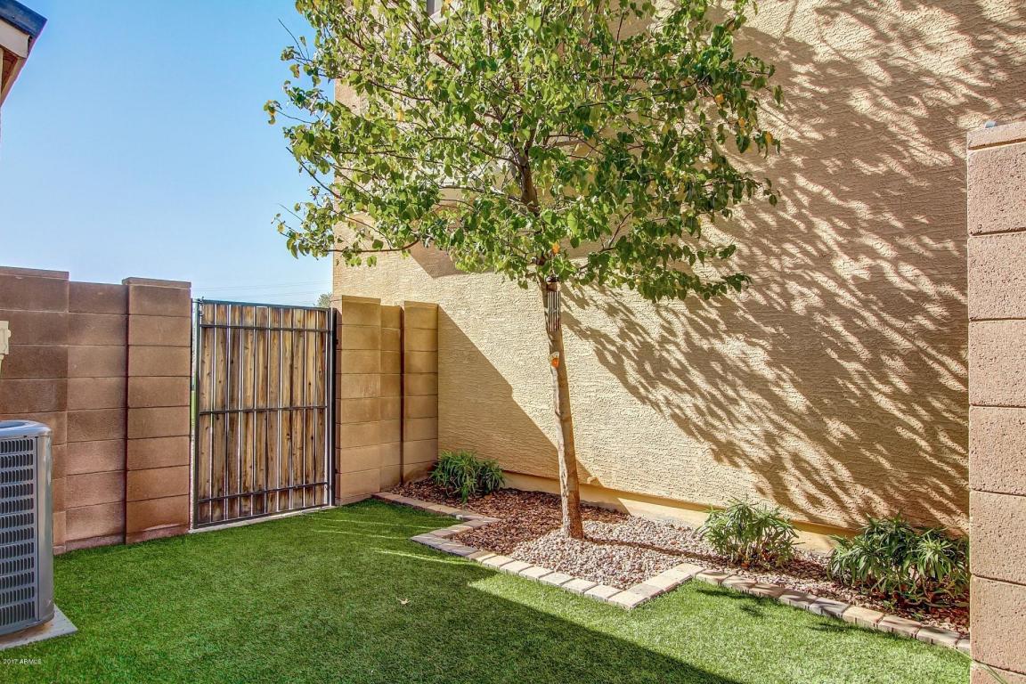2256 S Buckaroo Trl, Gilbert, AZ 85295 photo 26