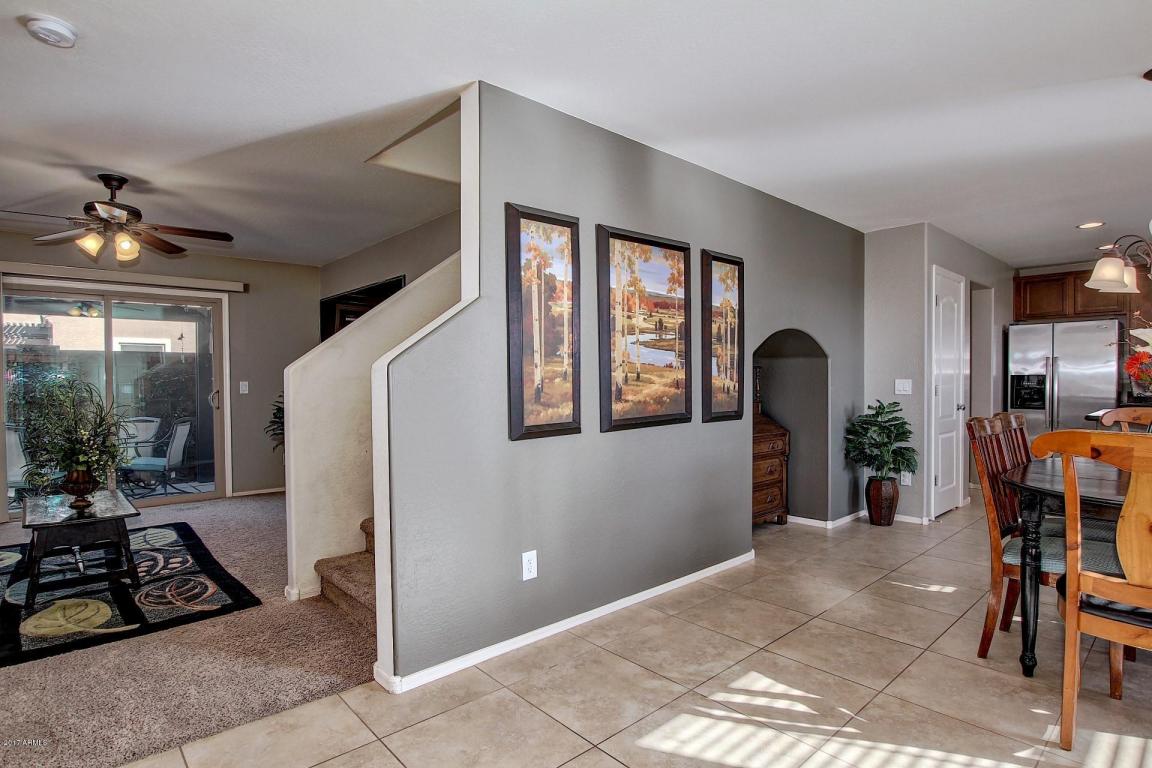 2256 S Buckaroo Trl, Gilbert, AZ 85295 photo 4