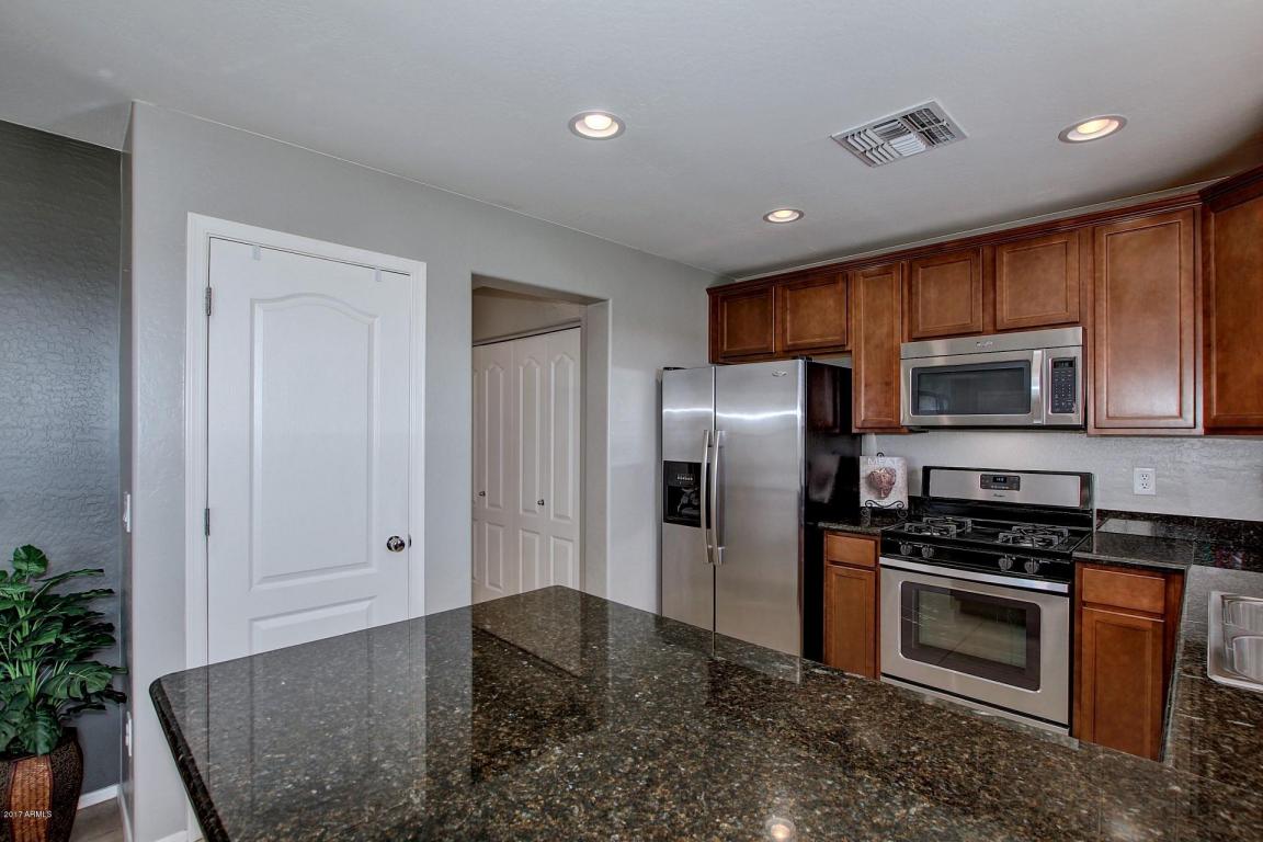2256 S Buckaroo Trl, Gilbert, AZ 85295 photo 14