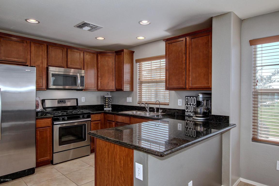 2256 S Buckaroo Trl, Gilbert, AZ 85295 photo 10