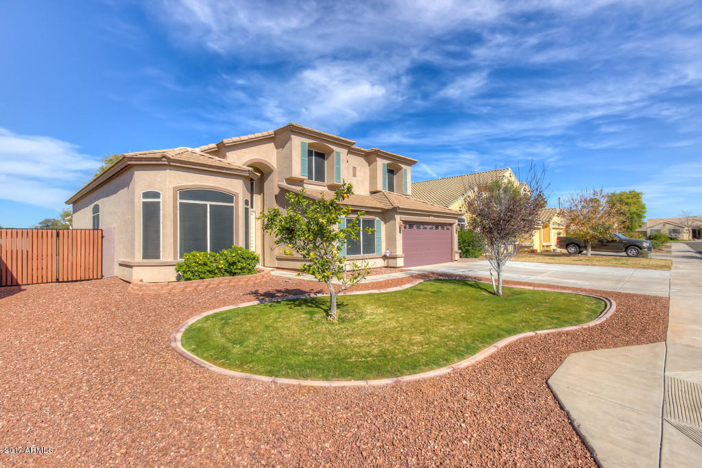 126 E Gail Dr, Gilbert, AZ 85296 photo 2