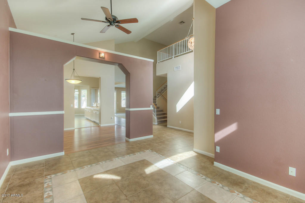 126 E Gail Dr, Gilbert, AZ 85296 photo 9