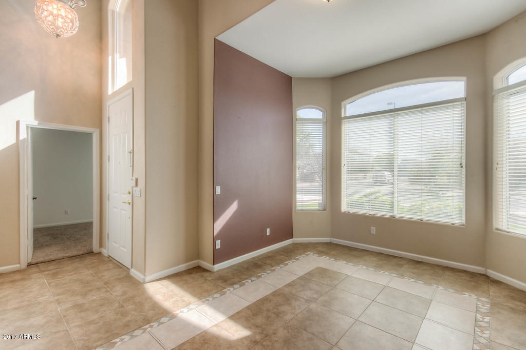 126 E Gail Dr, Gilbert, AZ 85296 photo 6
