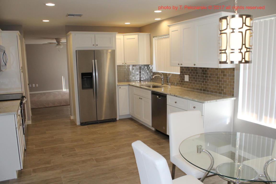 520 E Westchester Dr, Tempe, AZ 85283 photo 9