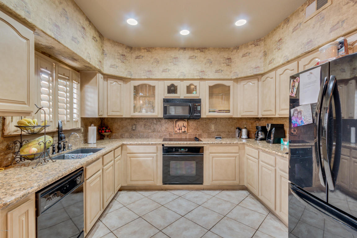1213 E Michigan Ave, Phoenix, AZ 85022 photo 21