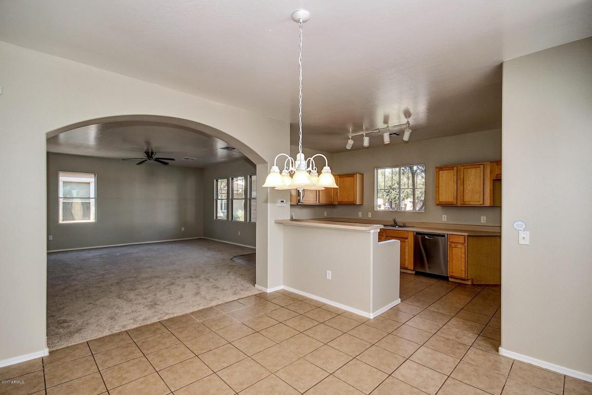 4374 E Spawn Ln, Gilbert, AZ 85296 photo 9