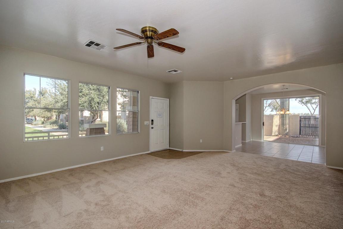4374 E Spawn Ln, Gilbert, AZ 85296 photo 6