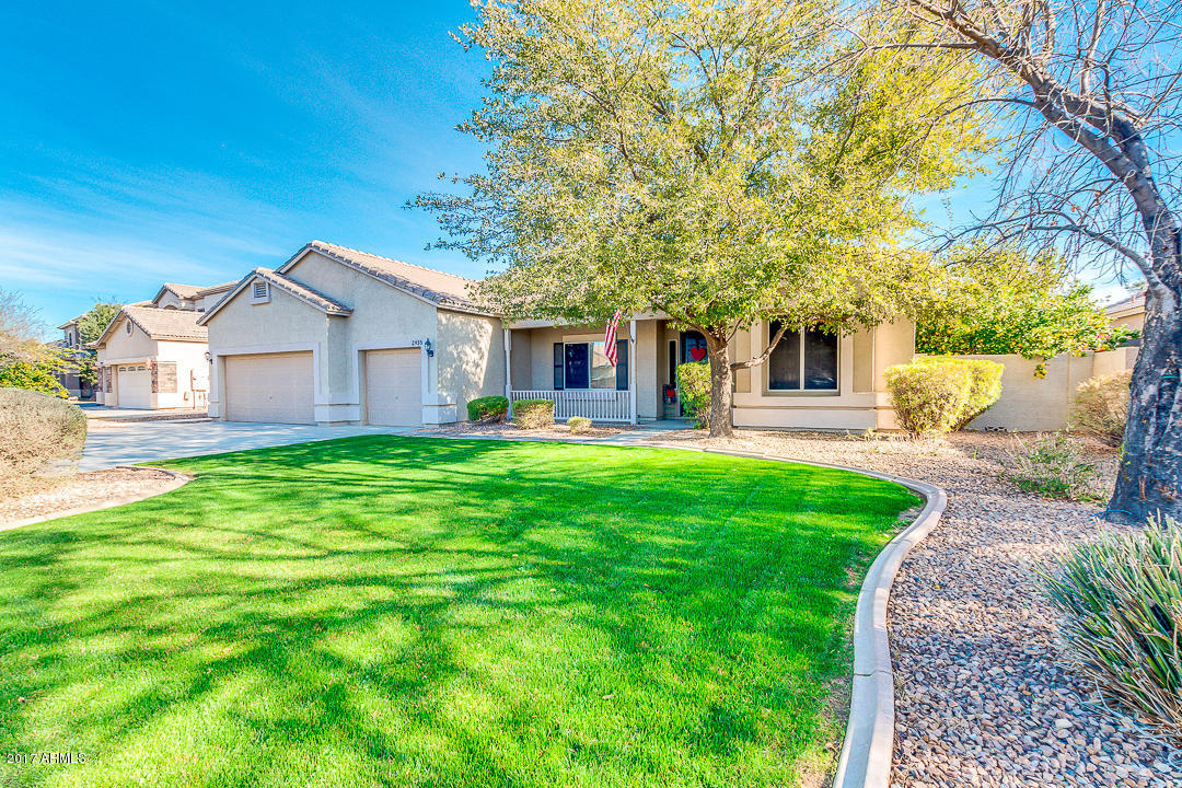 2935 S Palm St, Gilbert, AZ 85295 photo 2