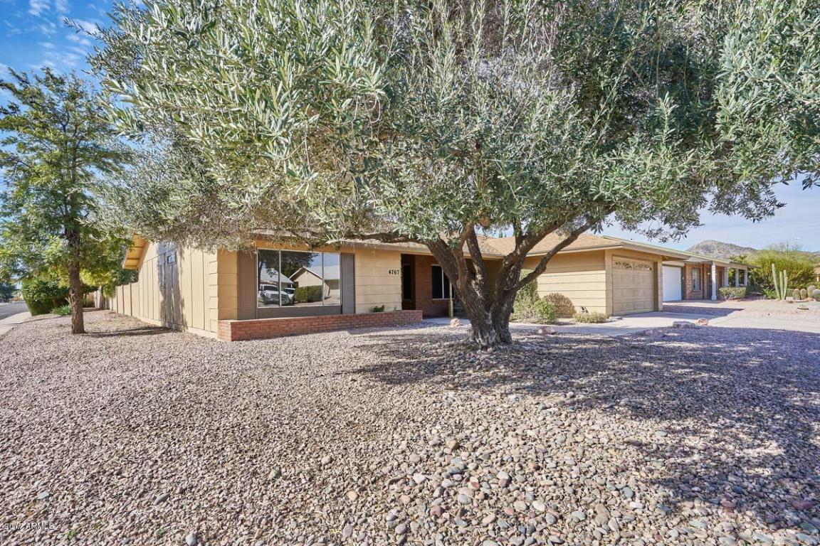 4767 E Ahwatukee Dr, Phoenix, AZ 85044 photo 2