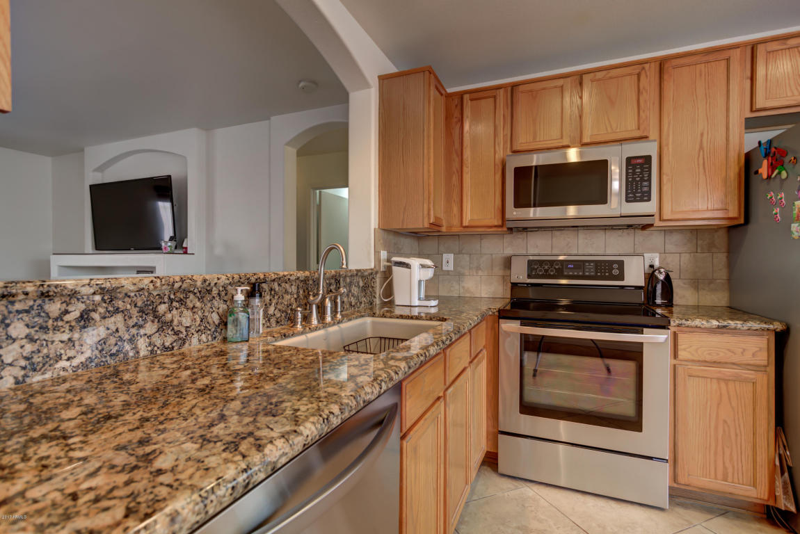 1697 E Horseshoe Ave, Gilbert, AZ 85296 photo 17