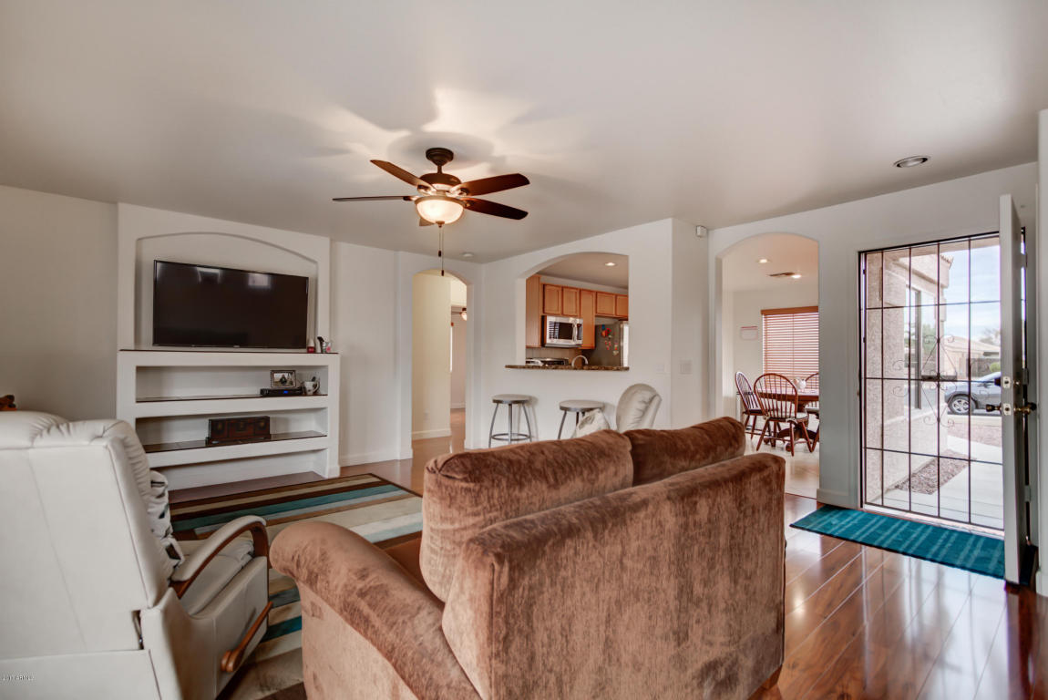 1697 E Horseshoe Ave, Gilbert, AZ 85296 photo 10