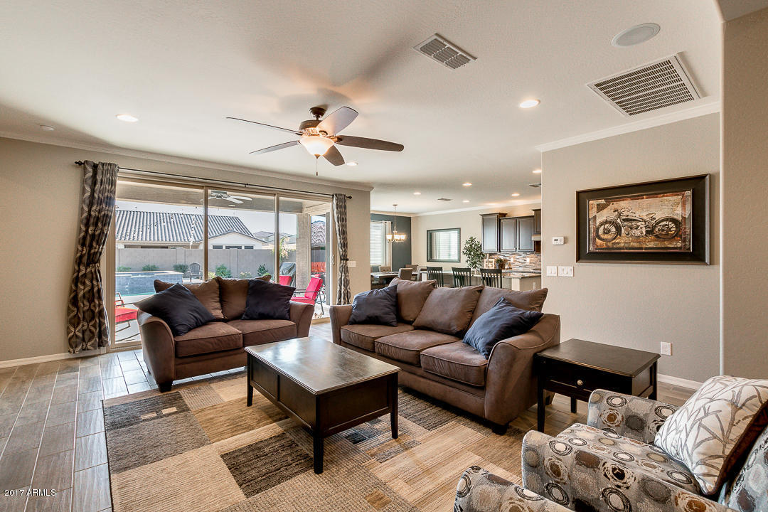 3701 E Narrowleaf Dr, Gilbert, AZ 85298 photo 8