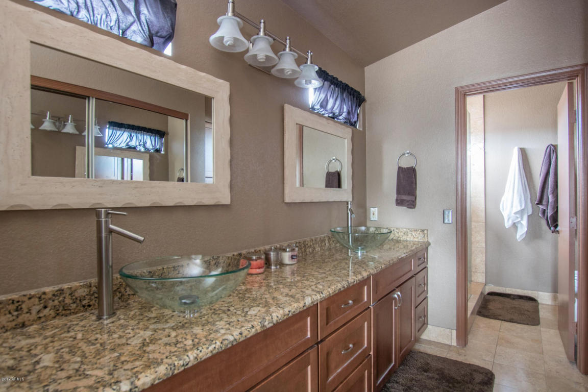 805 E Sack Dr, Phoenix, AZ 85024 photo 18