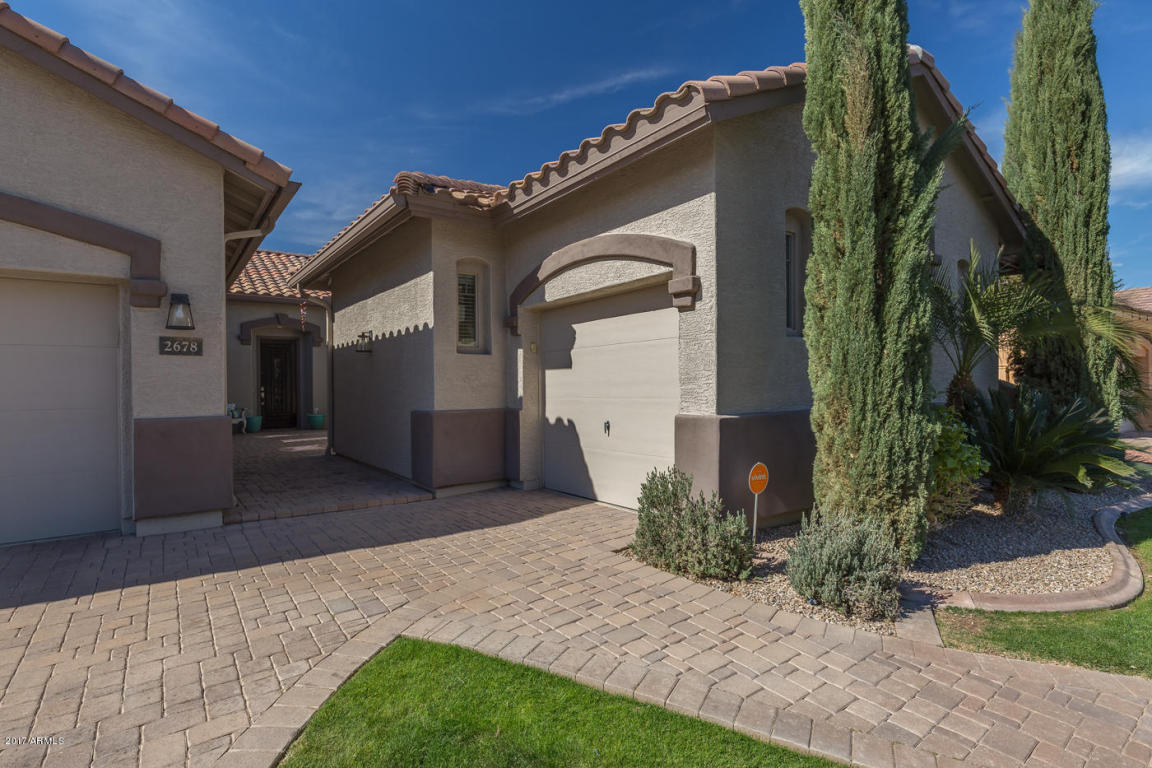 2678 S Stuart Ave, Gilbert, AZ 85295 photo 2