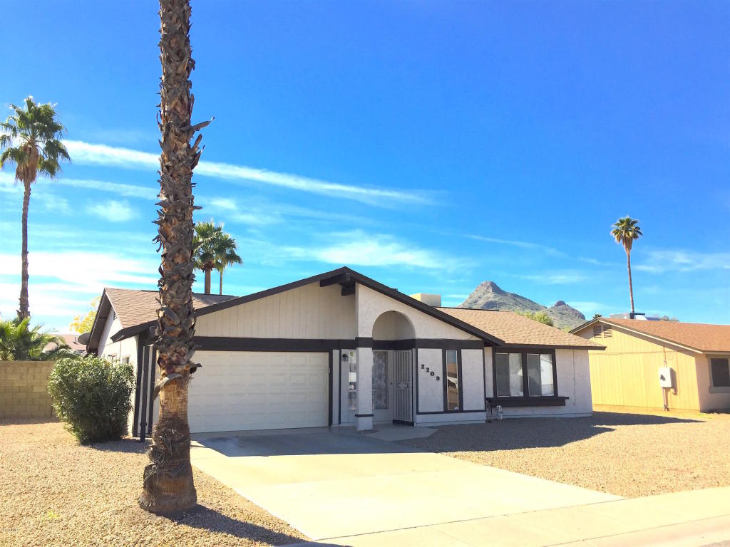 2209 E Marconi Ave, Phoenix, AZ 85022 photo 3