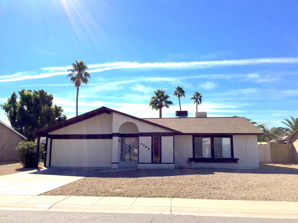 2209 E Marconi Ave, Phoenix, AZ 85022 photo 2