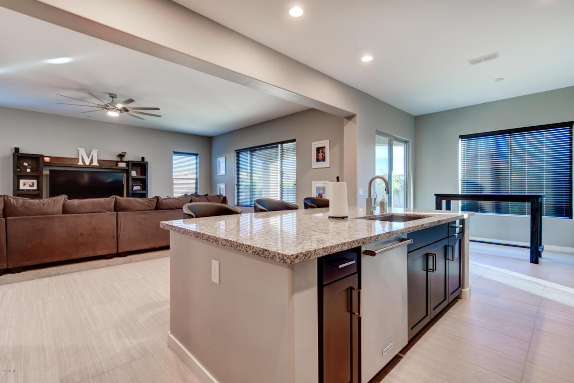 1005 E Hampton Ln, Gilbert, AZ 85295 photo 17