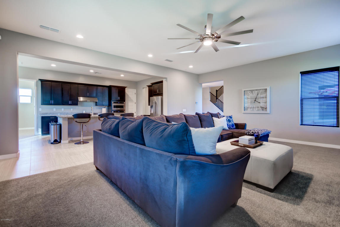 1005 E Hampton Ln, Gilbert, AZ 85295 photo 14