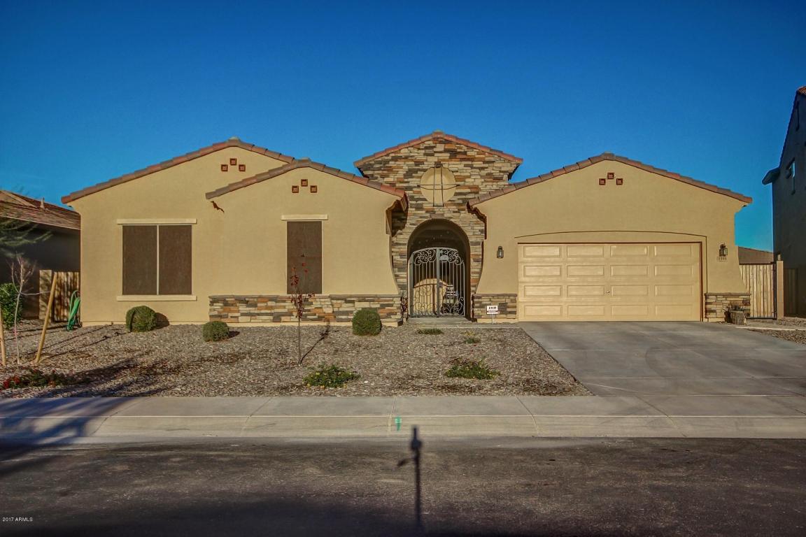 3596 E Chestnut Ln, Gilbert, AZ 85298 photo 1