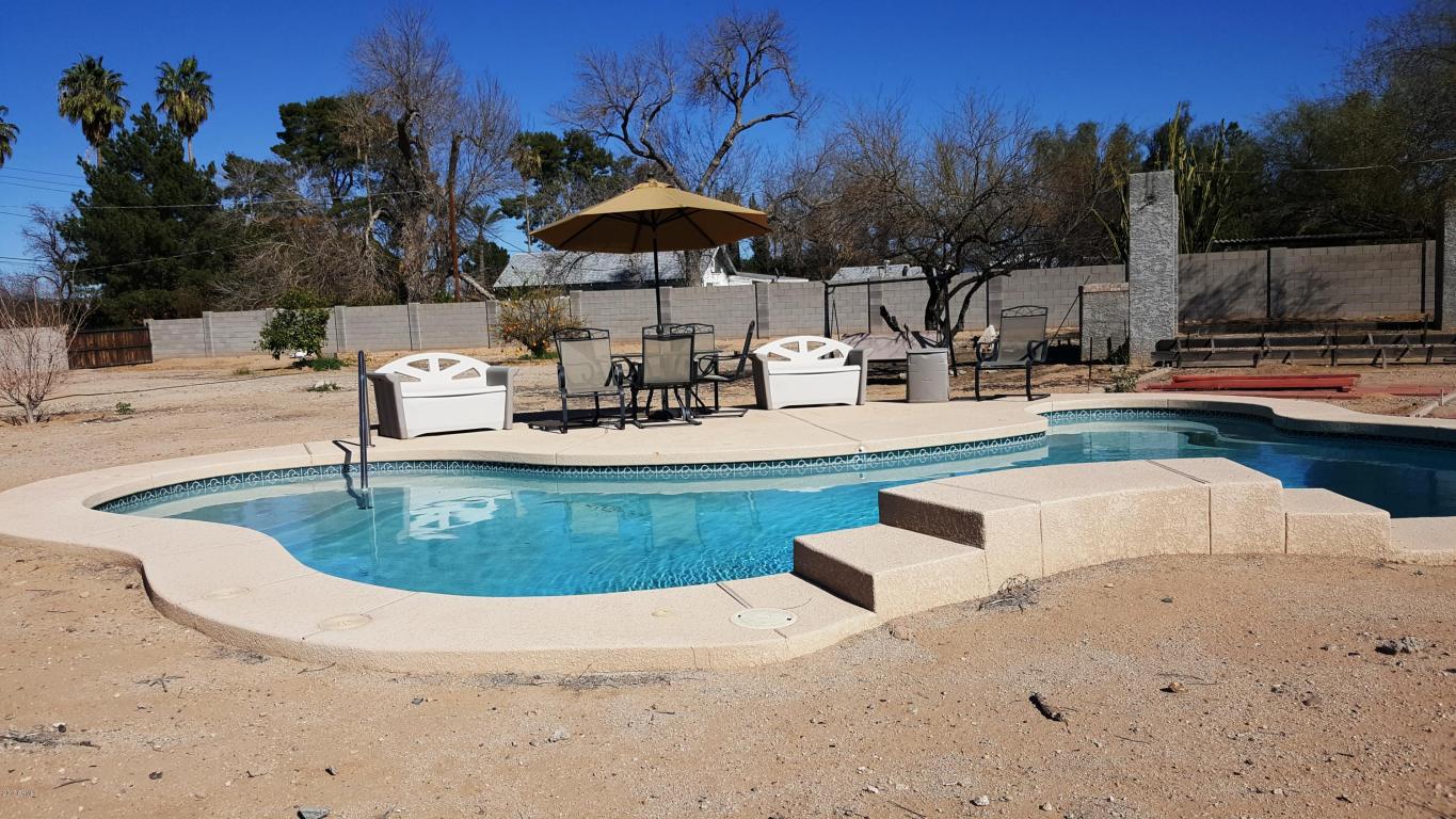 239 W Carson Rd, Phoenix, AZ 85041 photo 4