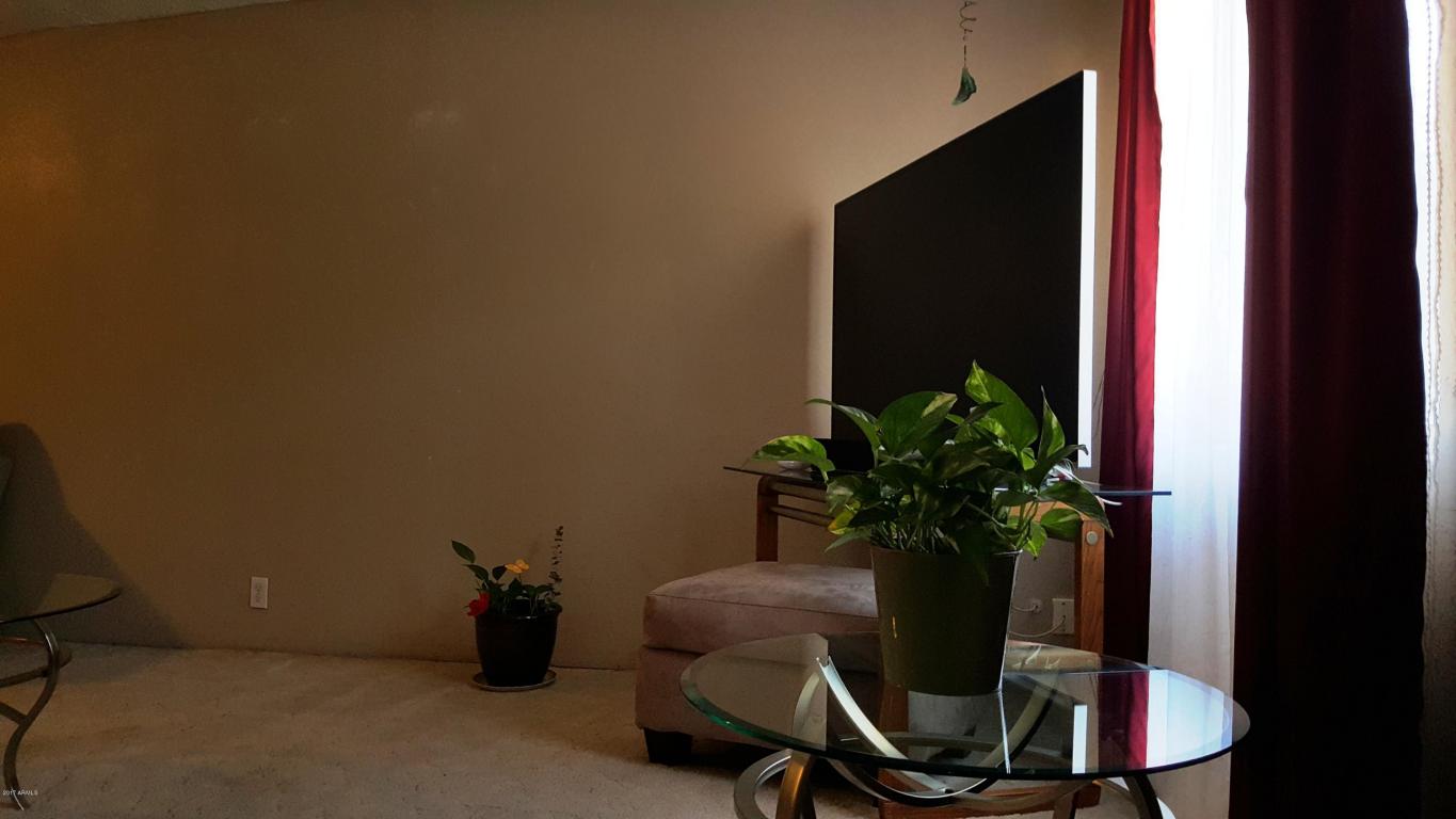 239 W Carson Rd, Phoenix, AZ 85041 photo 9